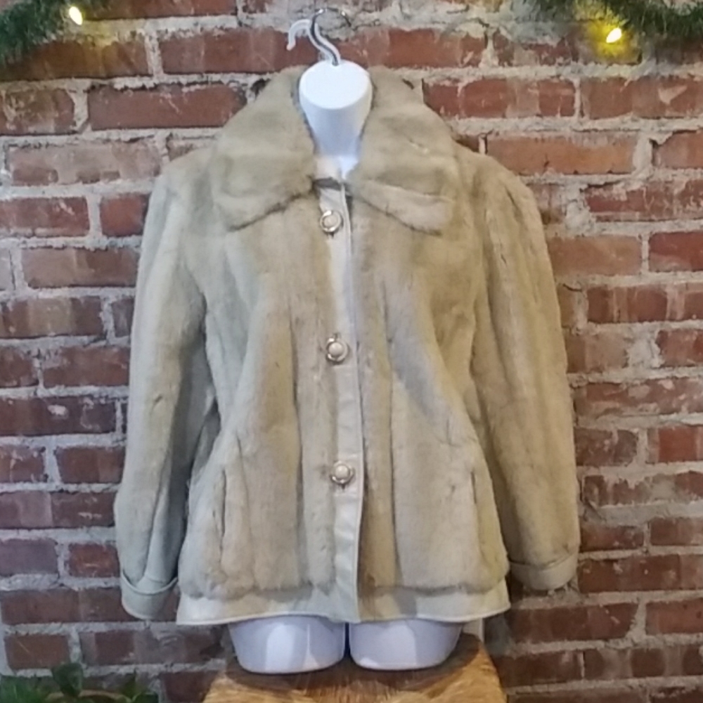 Tissavel of France 70s vintage faux fur coat cream